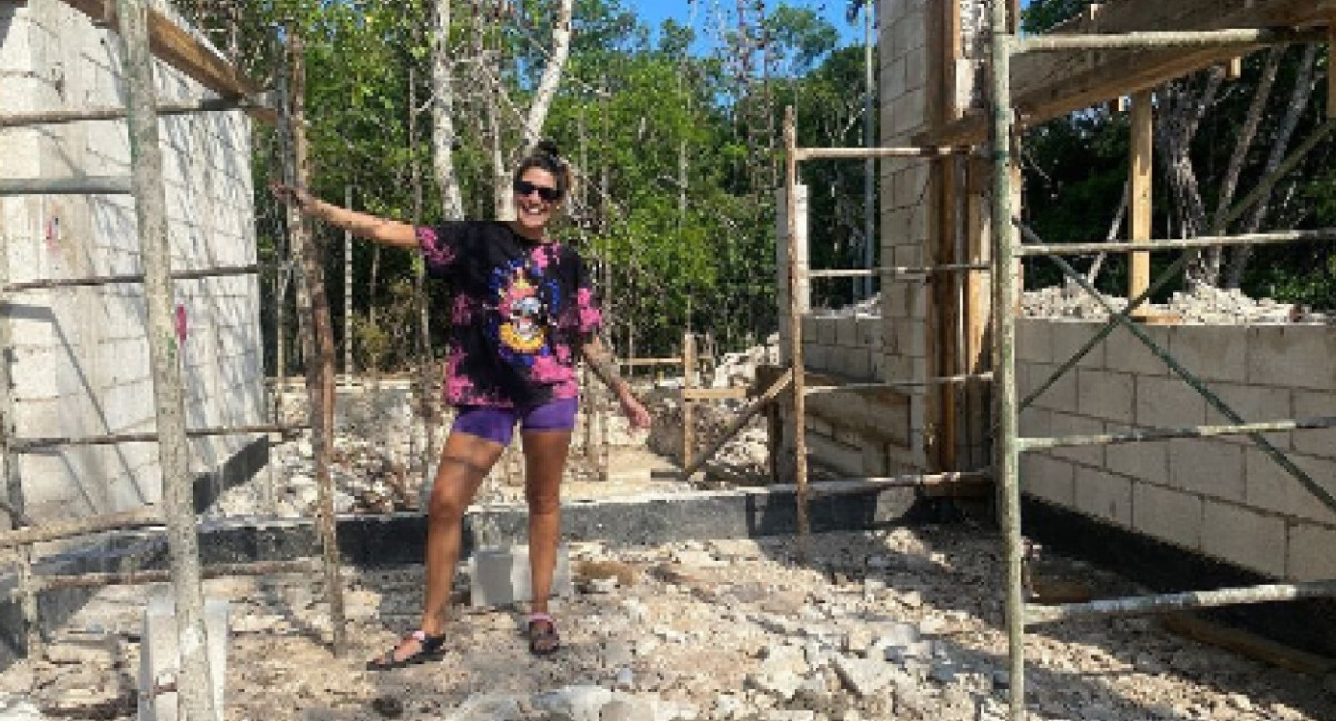 Ivana Nadal con su nuevo proyecto inmobiliario. Foto: Instagram @Ivananadal.mx