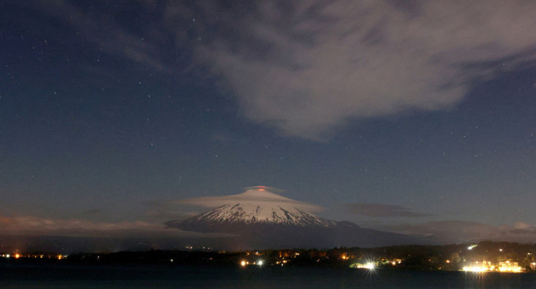 Alerta naranja en Chile por la actividad en un volcán cercano a Neuquén. Foto: Reuters.