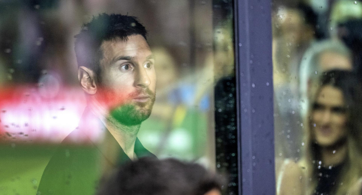 Lionel Messi viendo al Inter Miami en la final de la US Open Cup. Foto: EFE.