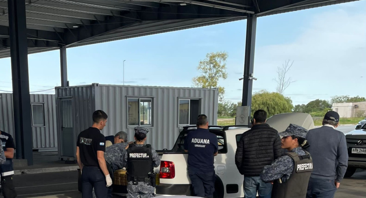 Operativo Aduana en la frontera con Uruguay
