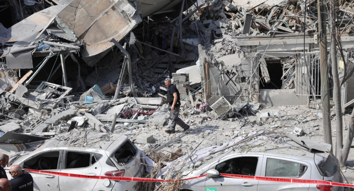 Daños en Tel Aviv tras los ataques con cohetes de Hamás. EFE