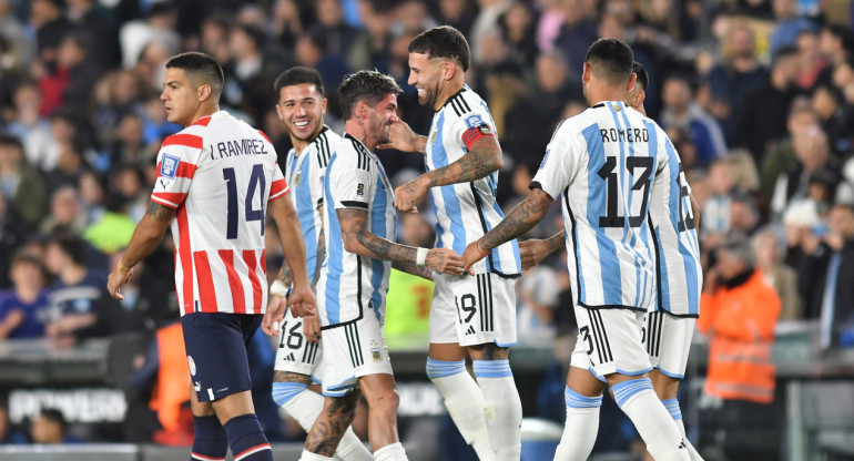 Nicolás Otamendi; Argentina vs Paraguay. Foto: Télam.