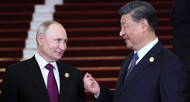 Vladímir Putin y Xi Jinping. Foto: EFE.