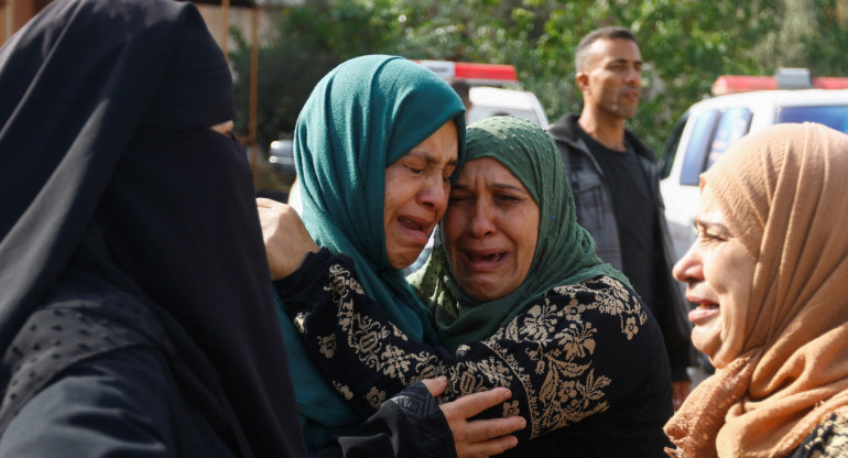 Mujeres en Gaza. Foto: Reuters.