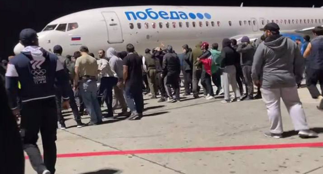Disturbios en aeropuerto de Daguestán. Foto: Twitter.