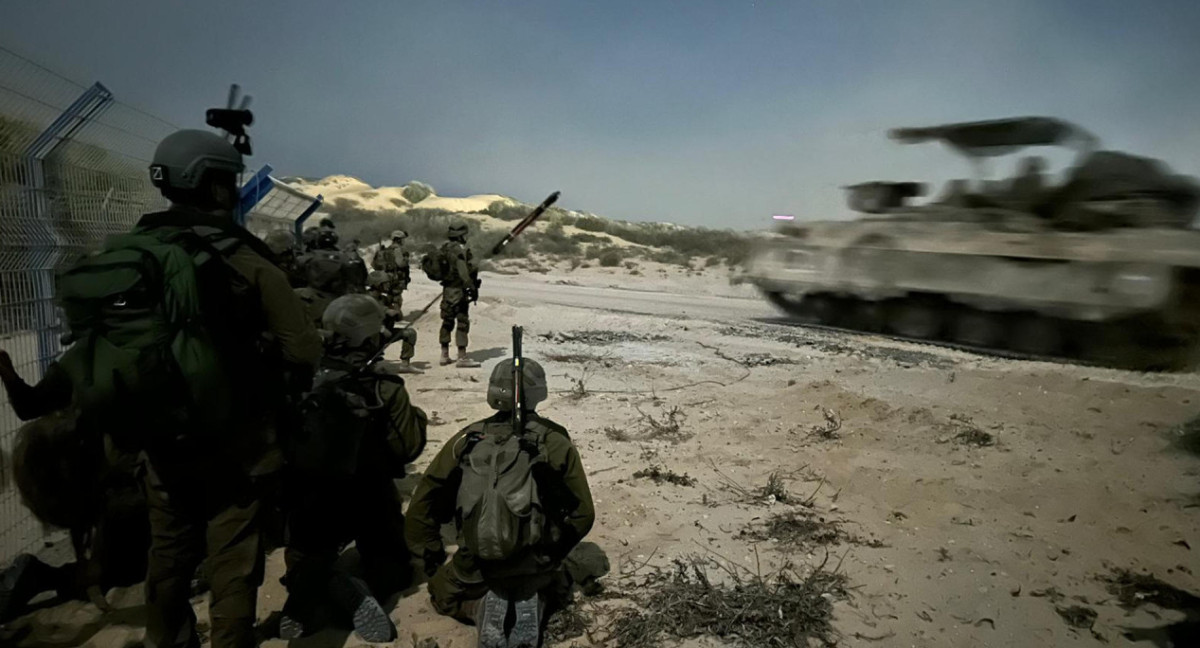 Incursión terrestre de soldados israelíes en Gaza. Foto: EFE