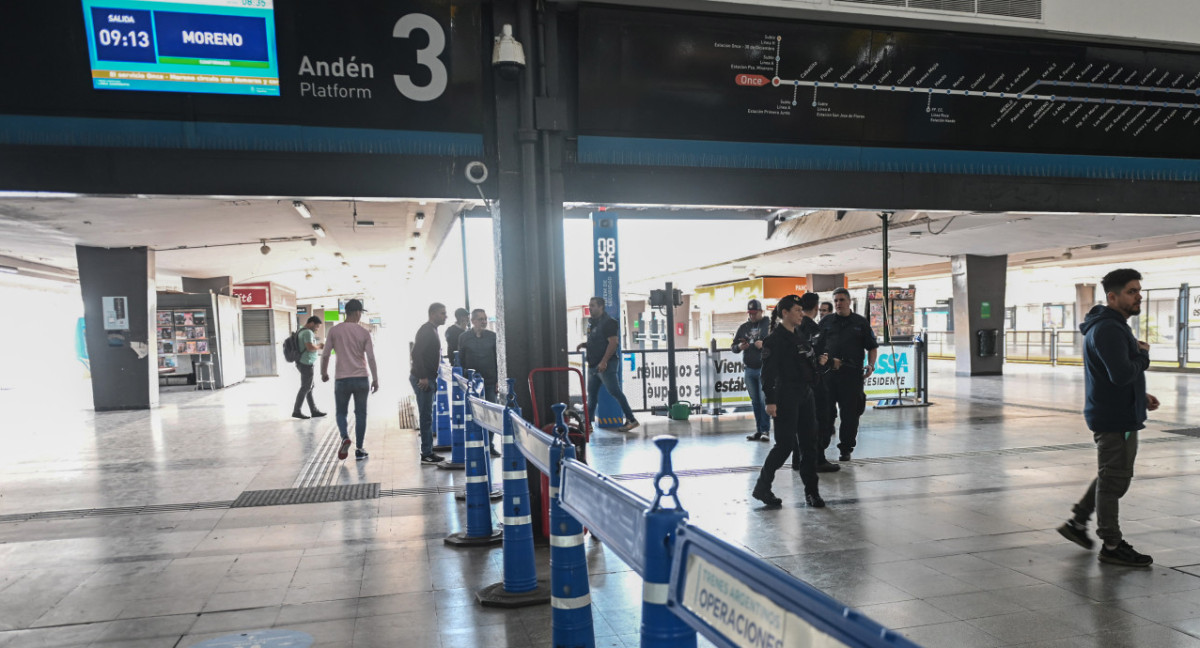 Amenazas de bombas en estaciones de trenes. Foto: Télam.