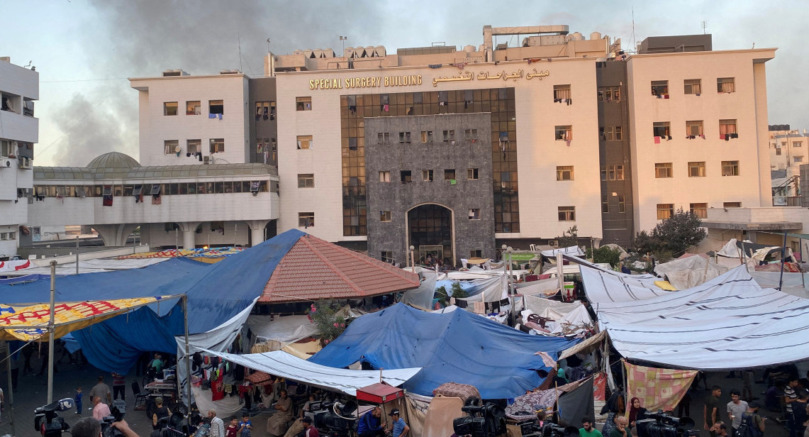 El hospital Al Shifa es el principal de la Franja de Gaza. Foto: Reuters