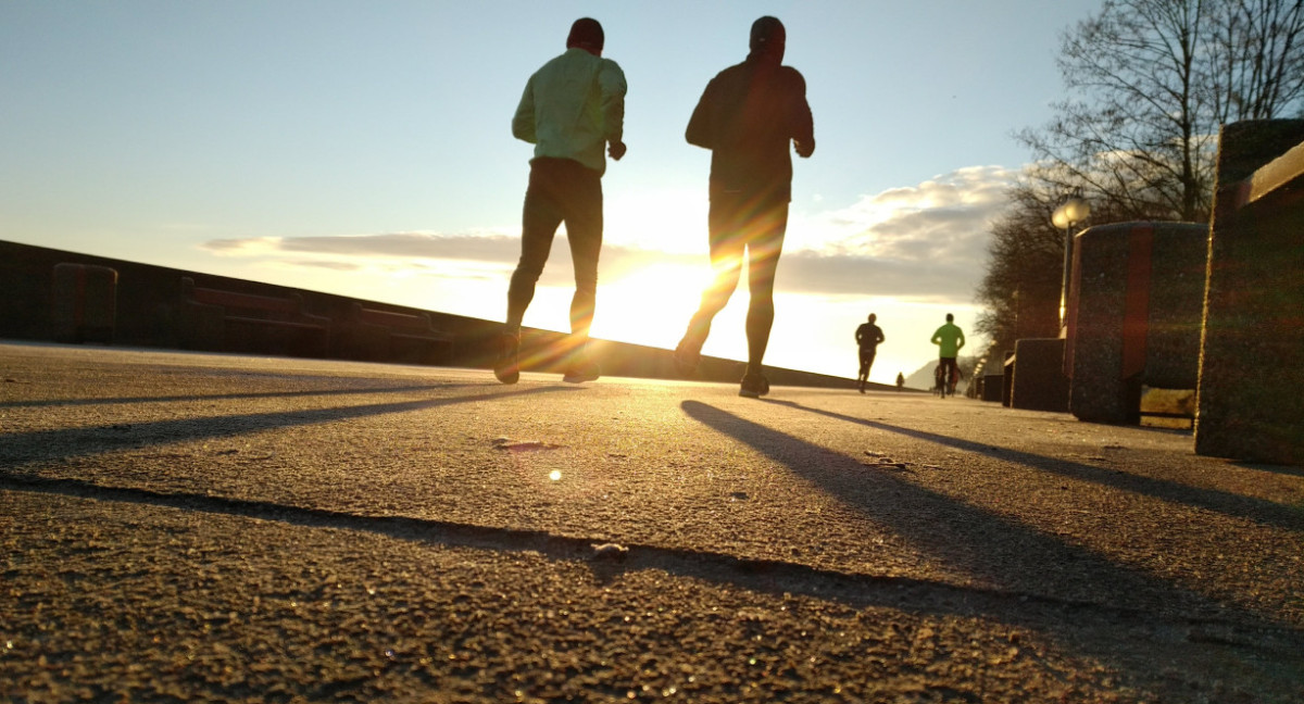 Caminar o correr, ¿qué es mejor para la salud?. Foto: Unsplash