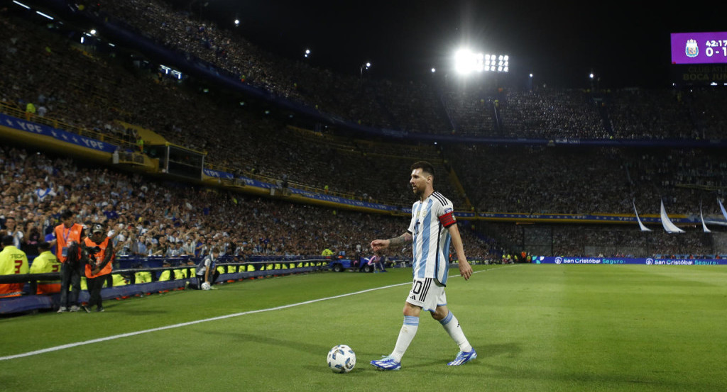 Selección argentina en La Bombonera. Foto: EFE.