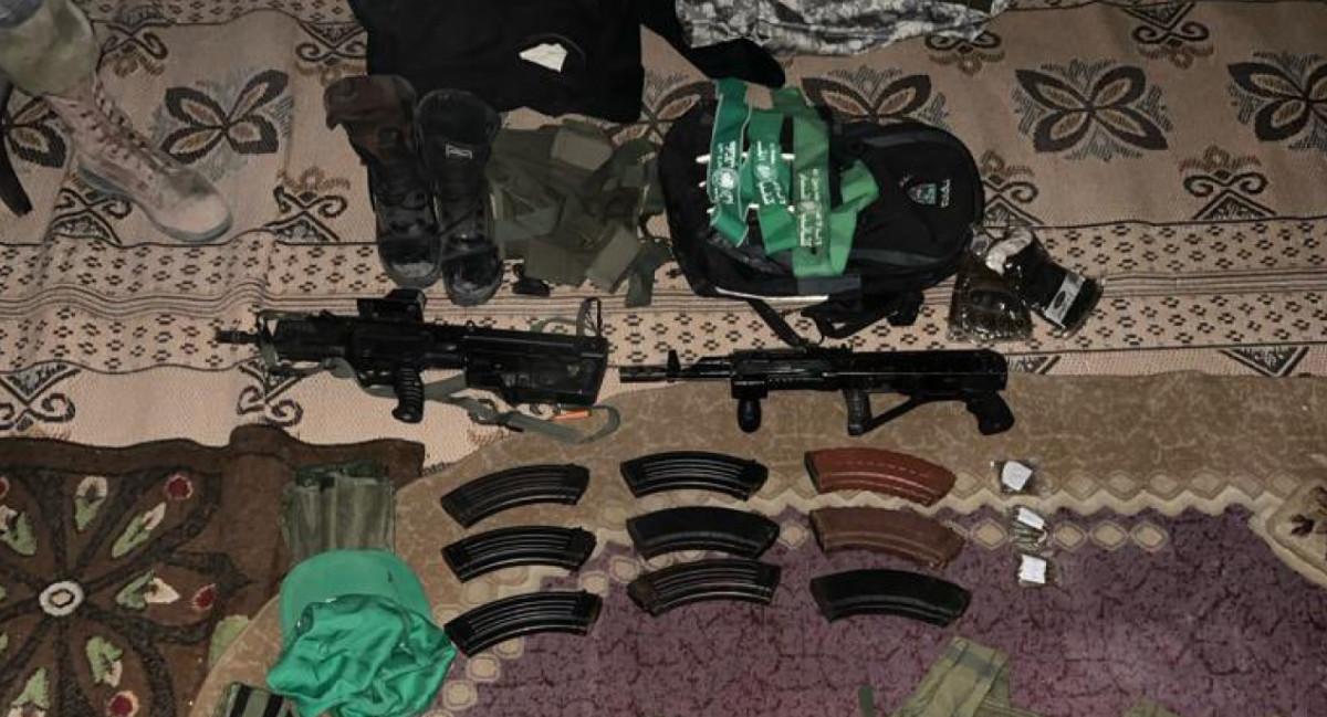Las armas de Hamas halladas en una guardería de Gaza. Foto: X @FDIonline.