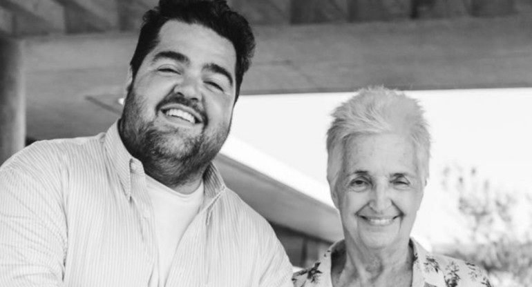 Darío Barassi junto a su madre. Foto: Instagram.