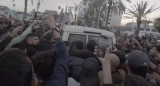 El intercambio de rehenes en medio de una multitud. Foto: captura de video.