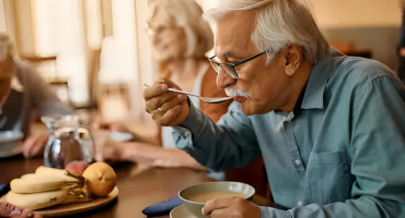 Los tipos de dieta y su influencia en el desarrollo del Alzheimer. Foto: Unsplash.