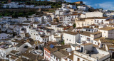 El particular pueblo de Setenil de las Bodegas, España. Foto: Unsplash.