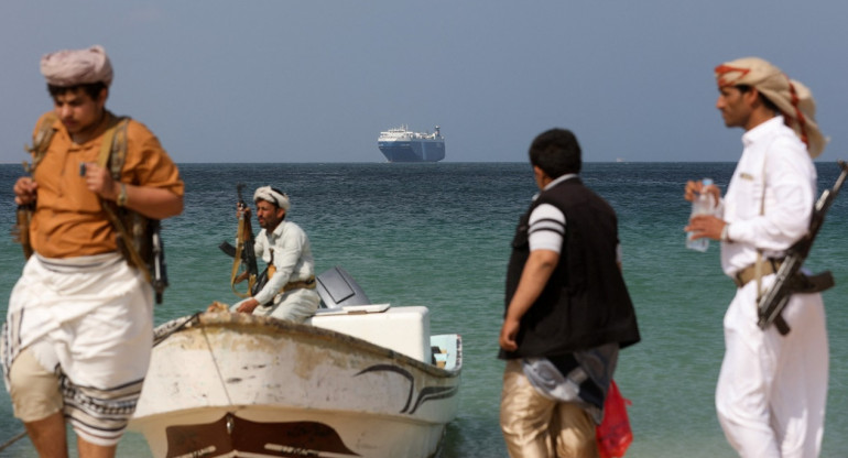 Hutíes del Yemen en el mar Rojo. Foto: Reuters