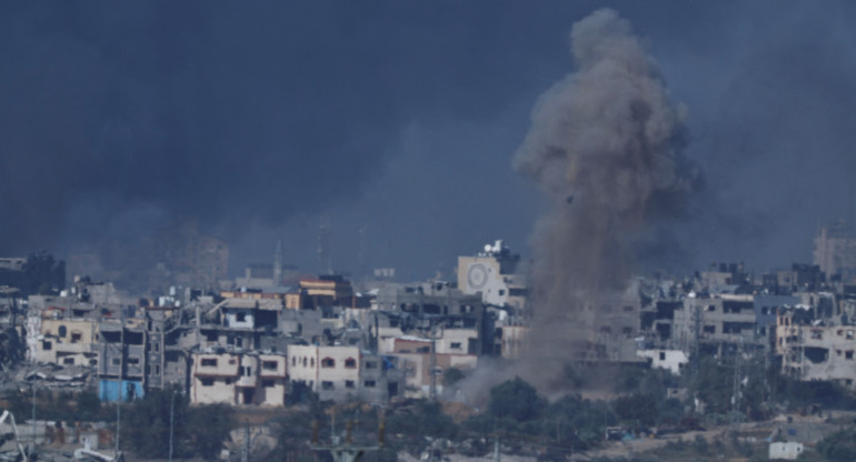 Bombardeos israelíes en Gaza. Foto: EFE.