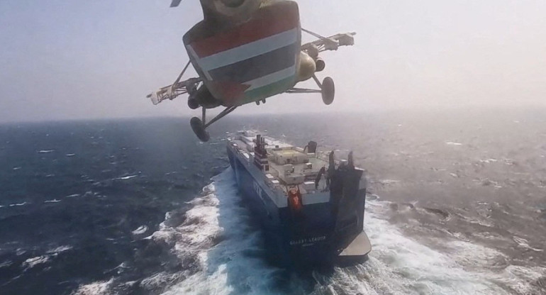 Hutíes del Yemen atacan barco en el mar Rojo. Foto: Archivo Reuters