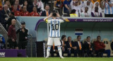 El Topo Gigio frente al banco de suplentes neerlandés.