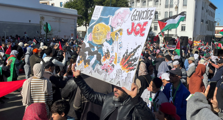 Marcha en Marruecos contra el ataque de Israel en Gaza. Foto: REUTERS.