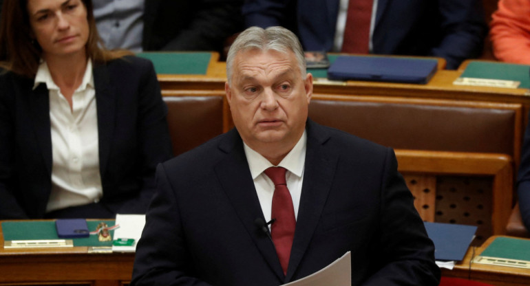 El Primer Ministro húngaro, Viktor Orban, se dirige al Parlamento en Budapest, Hungría, el 13 de diciembre de 2023. REUTERS
