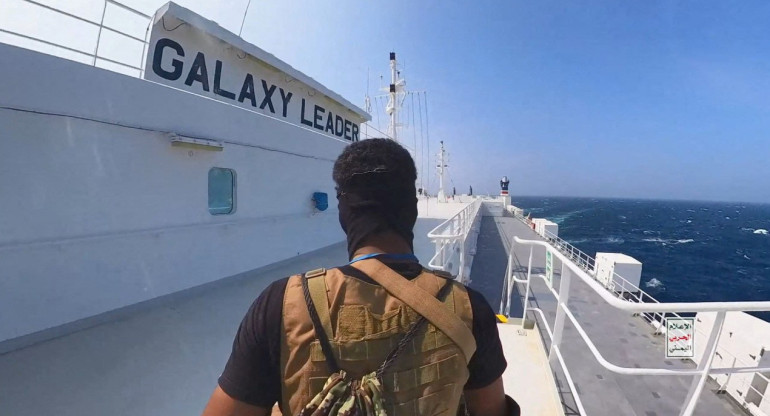 Hutíes controlan el paso de barcos cargueros e el mar Rojo. Foto: Reuters.