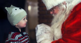 Encuentro de los chicos con Papá Noel. Foto: Unsplash