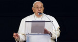 El papa Francisco durante el rezo del ángelus en la plaza de San Pedro. Foto: Reuters