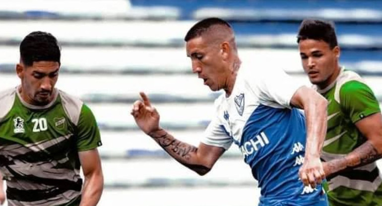 Ricardo Centurión vuelve a Vélez. Foto: Instagram.