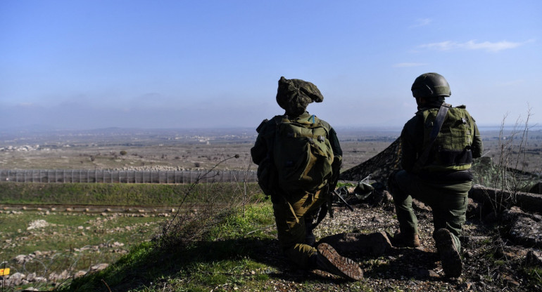 Soldados israelíes en la frontera con Siria. Foto: Reuters