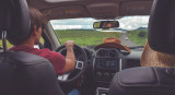 Viajar, auto, movimiento. Foto: Unsplash