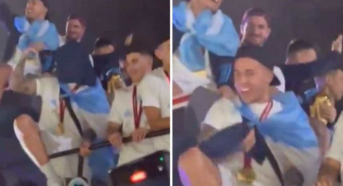 Enzo Fernández besó una indumentaria de Boca Juniors. Foto: captura de video.