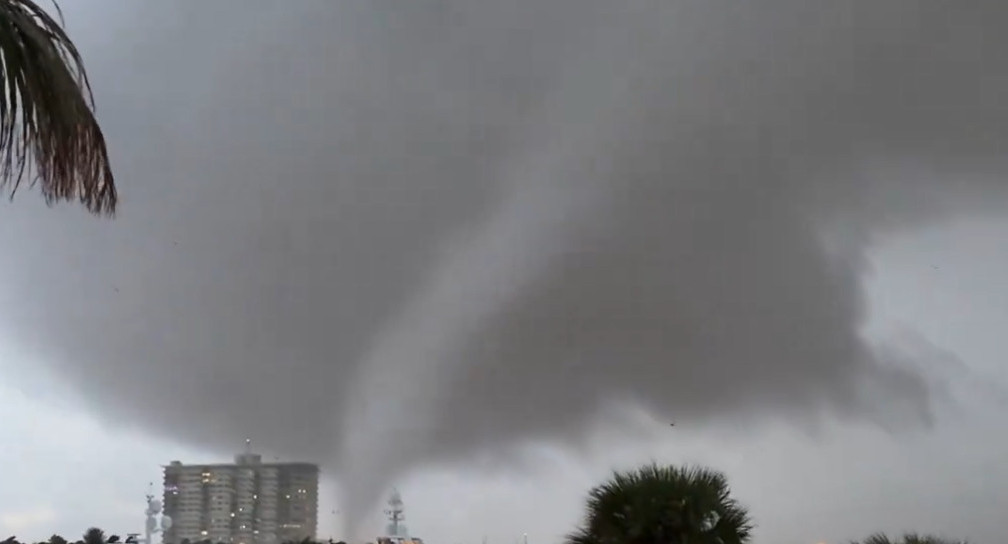 Tornado en Florida. Foto: X.