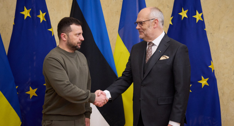 El presidente ucraniano Volodymyr Zelensky visita Estonia. Foto: EFE