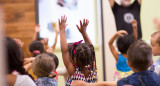 Niños jugando. Foto Unsplash.