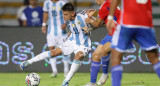 Diablito Echeverri ante Chile. Foto: EFE.