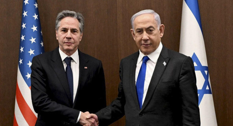 El secretario de Estado de EEUU, Antony Blinken, y el primer ministro israelí Benjamín Netanyahu. Foto: EFE.
