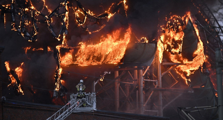 Voraz incendio en Suecia. Foto: Reuters