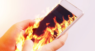 Cell phone overheating.  Photo: Pixabay