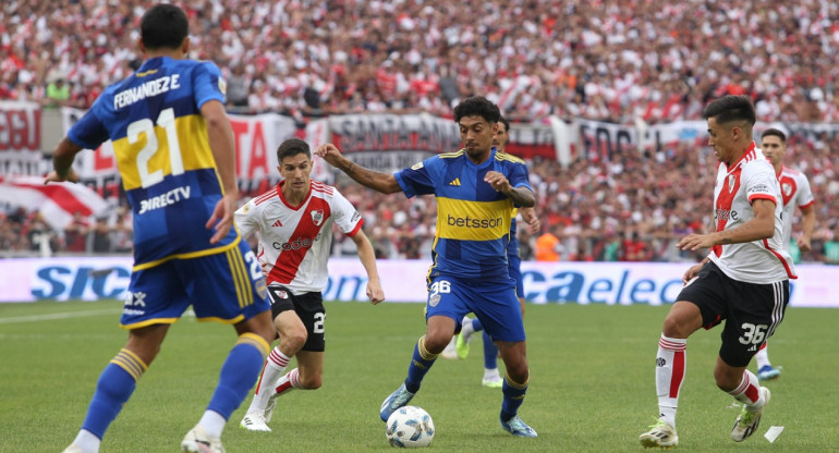 Cristian Medina; River Plate vs. Boca Juniors. Foto: NA.