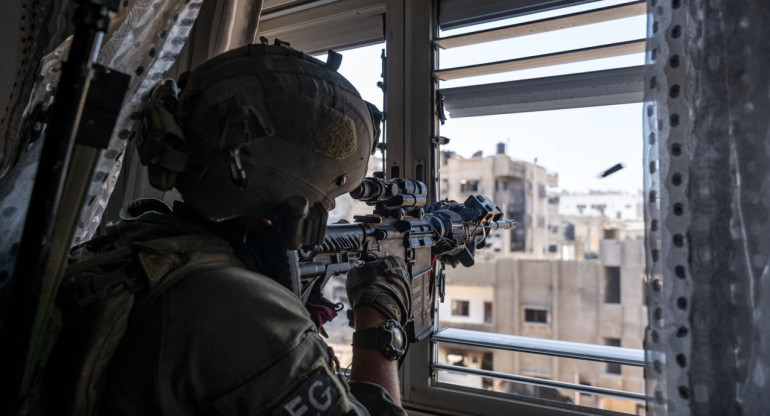 Soldados israelíes en Jan Yunis; guerra Israel-Hamás: Foto: X @idfonline