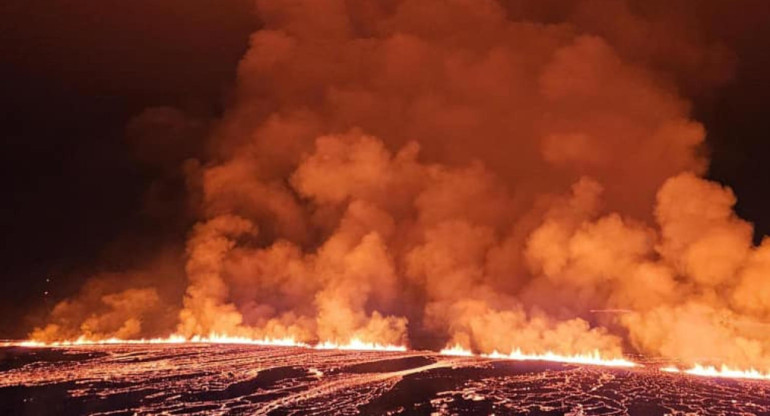Erupción volcánica en la península de Reykjanes, Islandia. EFE