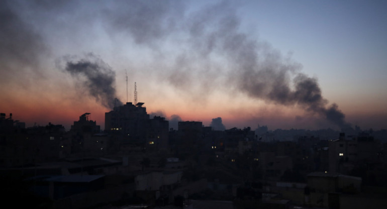 Ataques contra el Hospital Al Shifa en Gaza. Foto: Reuters.