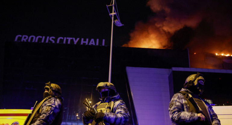 Tiroteo e incendio en Rusia. Foto: Reuters.