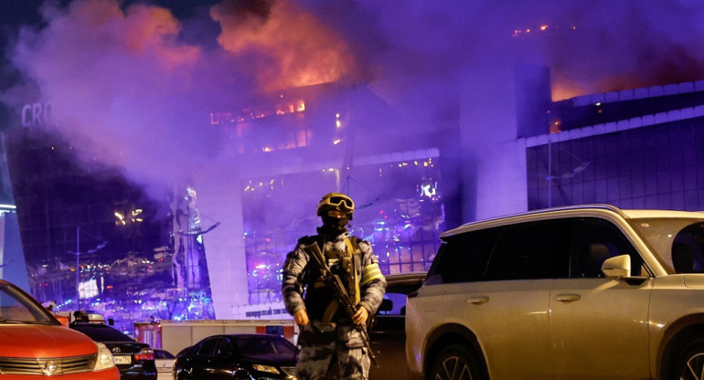 Tiroteo e incendio en Rusia. Foto: Reuters