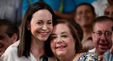 María Corina Machado y Corina Yoris Villasana. Foto: Reuters