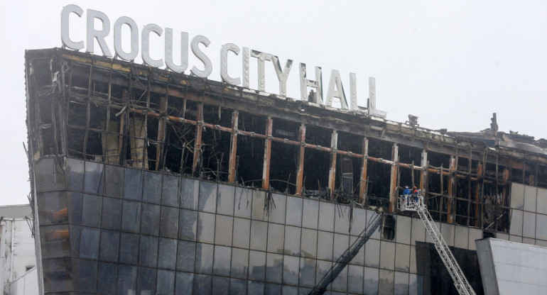 Así quedó el Crocus City Hall tras el atentado en Moscú. Foto: Reuters