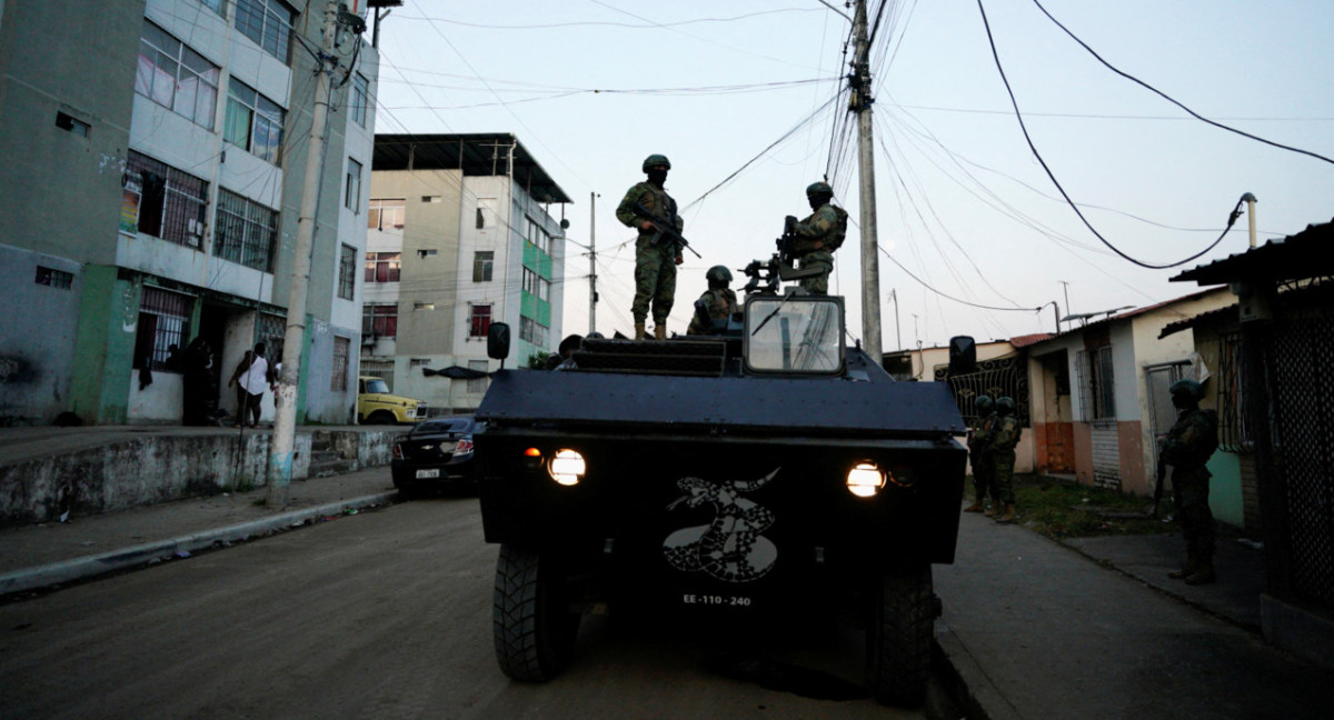 Operativos en Guayaquil. Foto: Reuters.