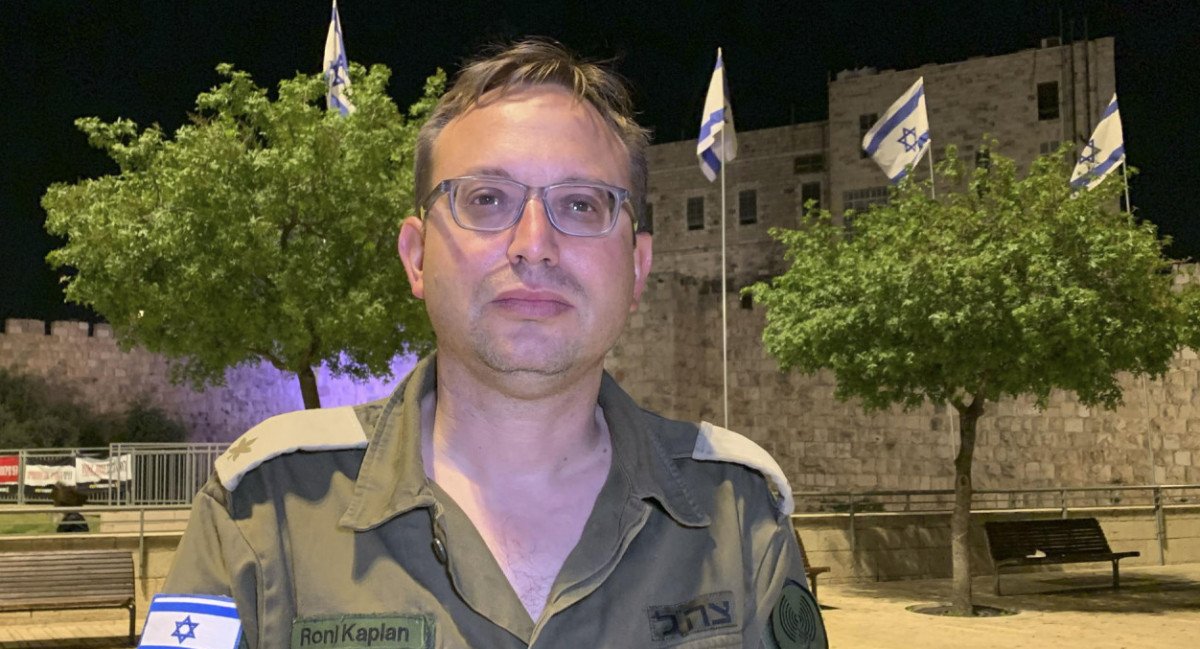 Portavoz en español del Ejército israelí, Roni Kaplan. EFE