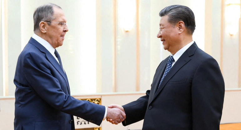 Reunión de Xi Jinping y Serguéi Lavrov. Foto: Reuters.